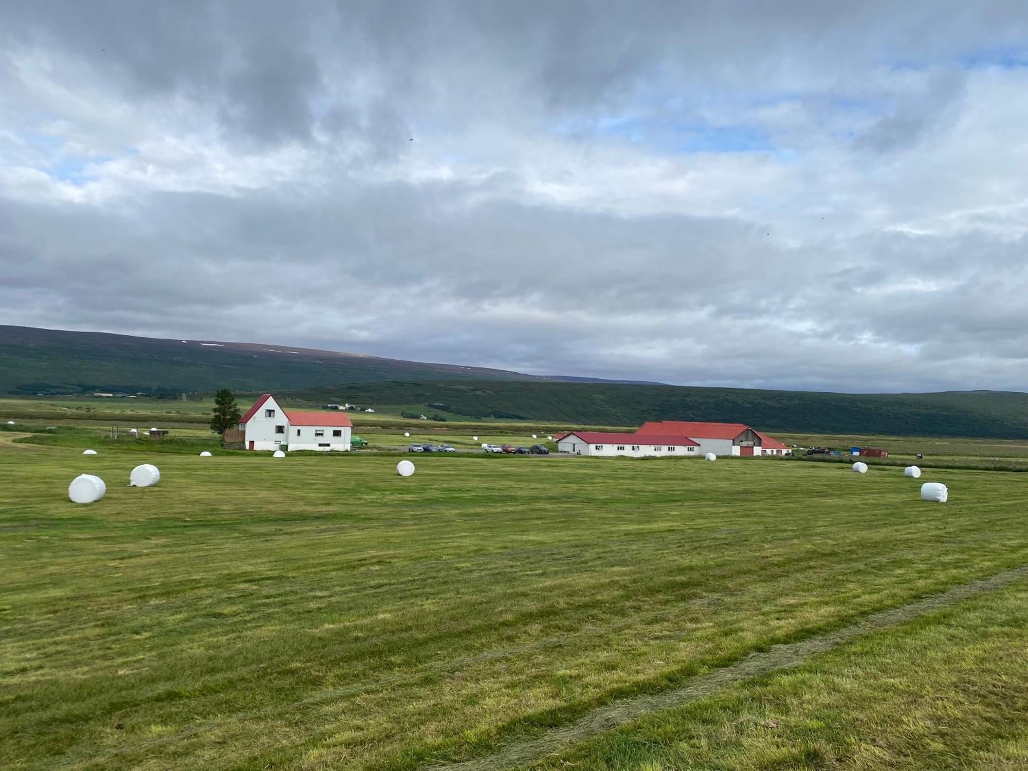 Fljotsbakki Hotel Godafoss Exterior photo